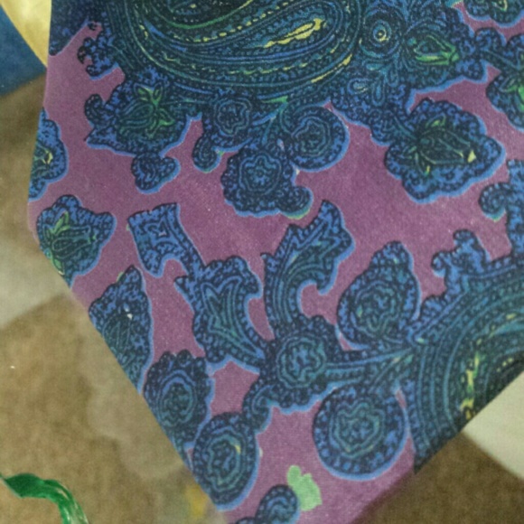 SHIRT - Picture 4 of 4