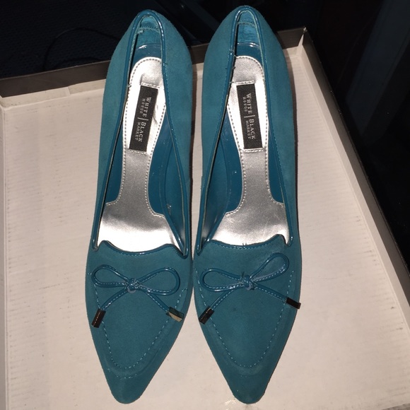 White house/black market shoes