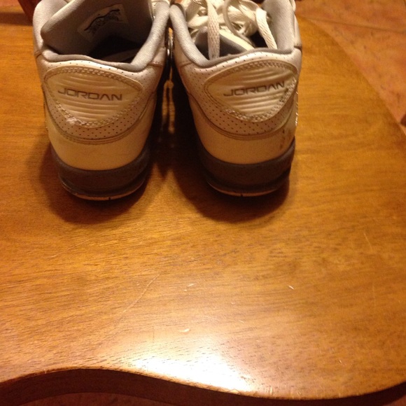 Shoes - Picture 4 of 4