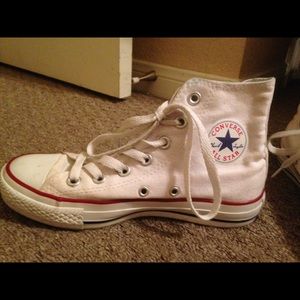 White Converse size 6
