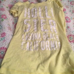 Hollister top