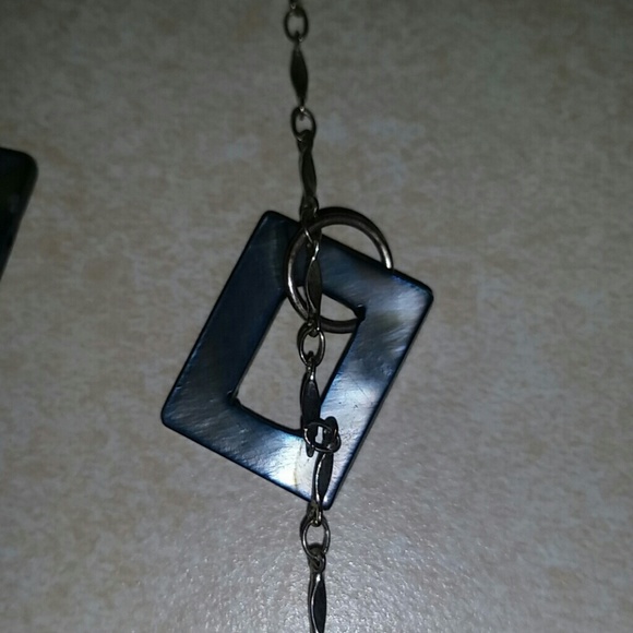 Necklace - Picture 3 of 3