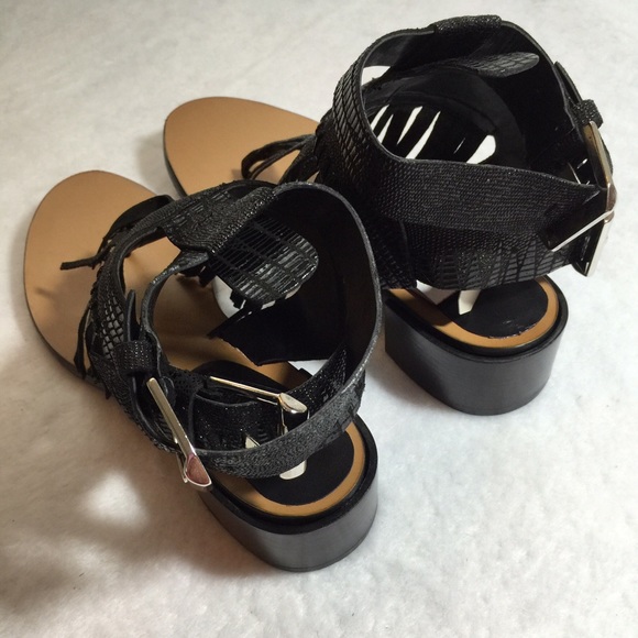 ❌Sold❌Zara Fringe Leather Black Sandals - Picture 2 of 4