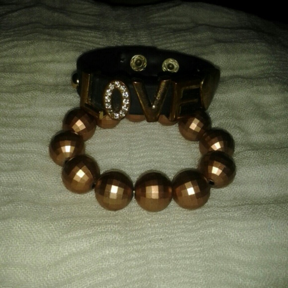 Bundle - Picture 2 of 3