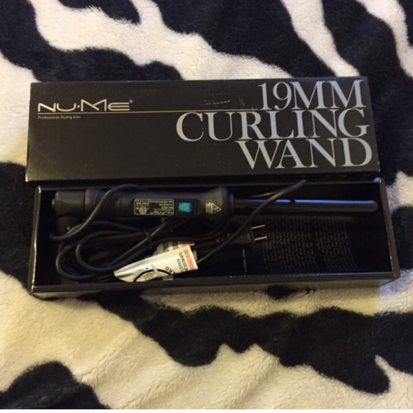 💋NUME 19mm curling wand