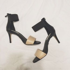 💋SIMPLY VERA WANG Pumps SZ. 8.5