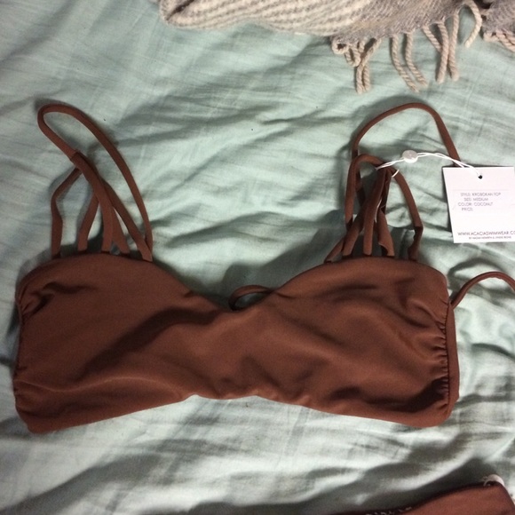 Sold!! Acacia swimwear krobokan top coconut