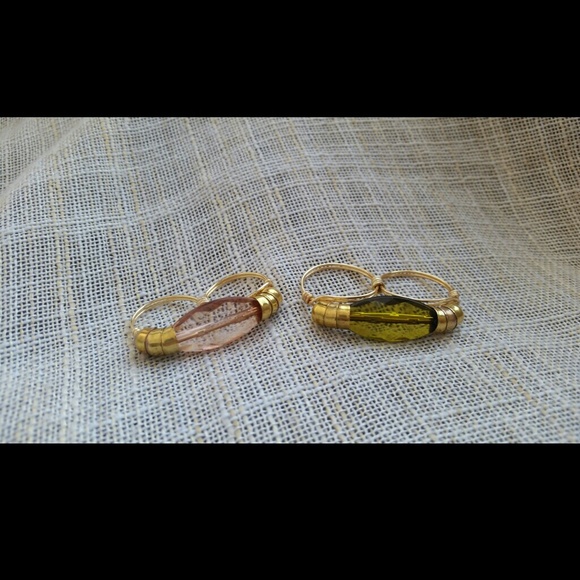 Double Finger Ring - Picture 2 of 3