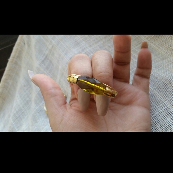 Double Finger Ring - Picture 3 of 3