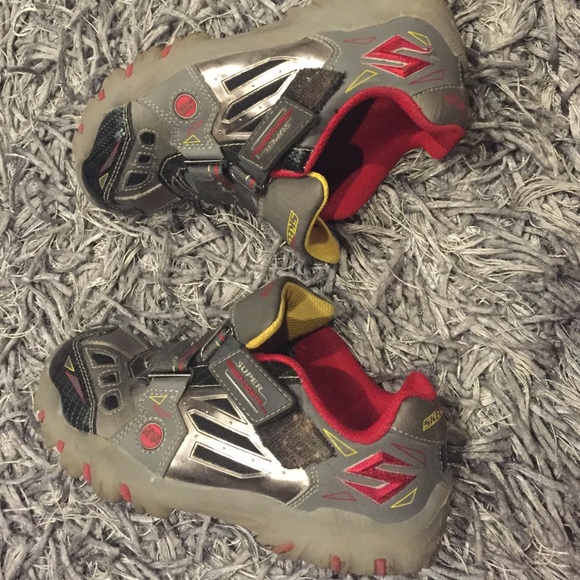 Sneakers - Picture 4 of 4