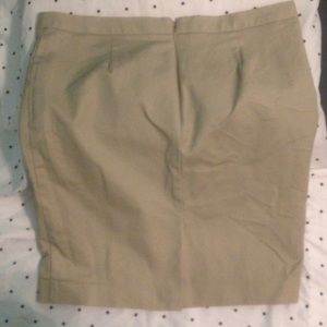 Liz Claiborne khaki skirt