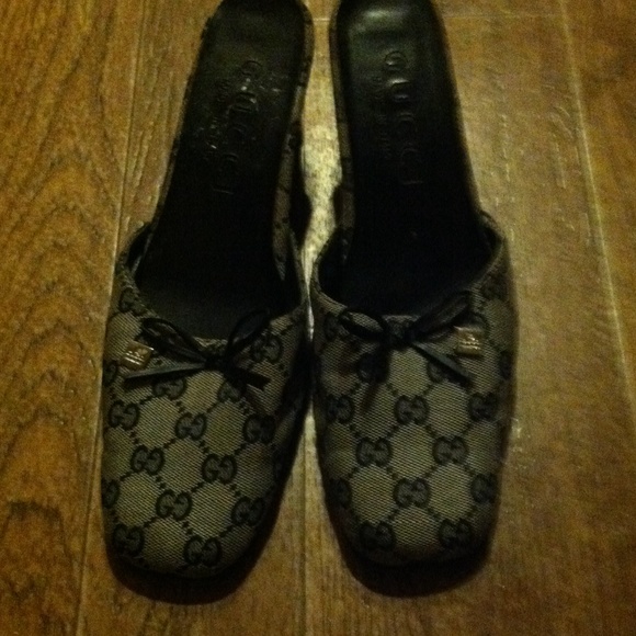 Authentic gucci shoes made in Italy