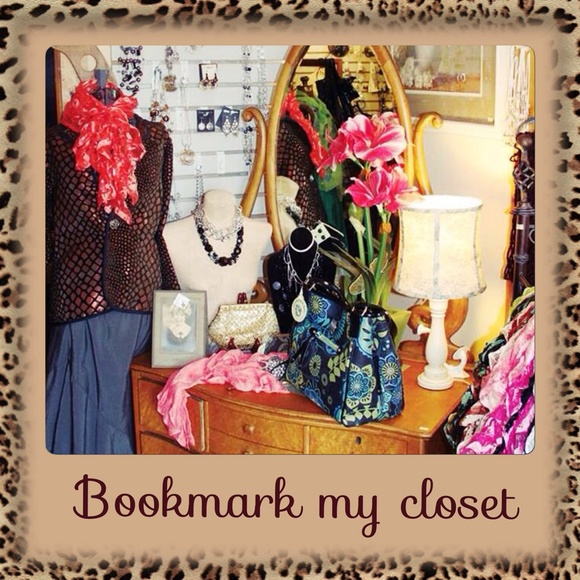 LIKE this listing to Bookmark my closet @thesquel