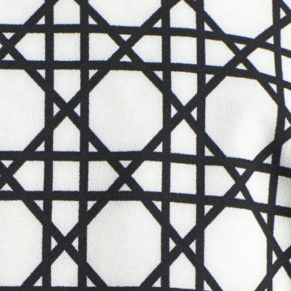 Harlow and Graham Printed Coat - Picture 2 of 4