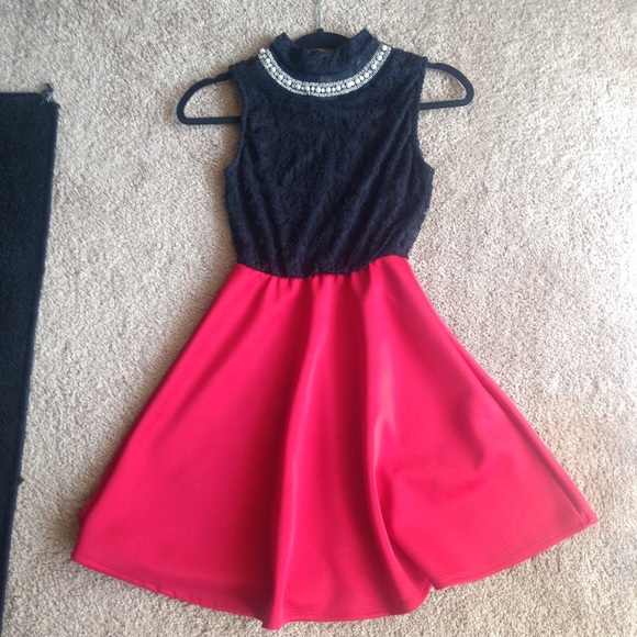 Black& Red lace dress