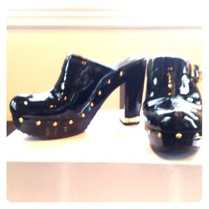 Tory Burch black Patent Mule Clog