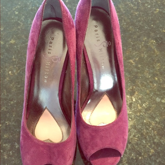Open toe pumps