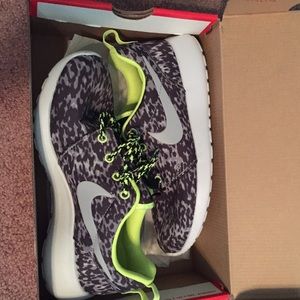 Women's Nike Roshe Run