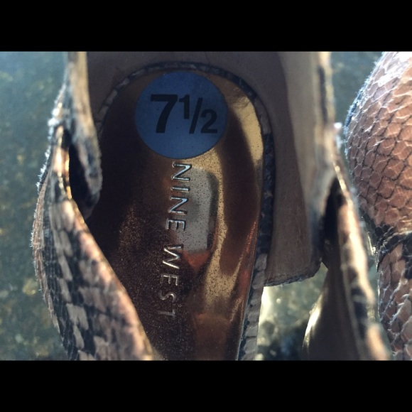 Open toe shoes - Picture 4 of 4