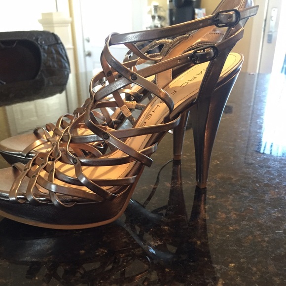 Shoes - Picture 2 of 3