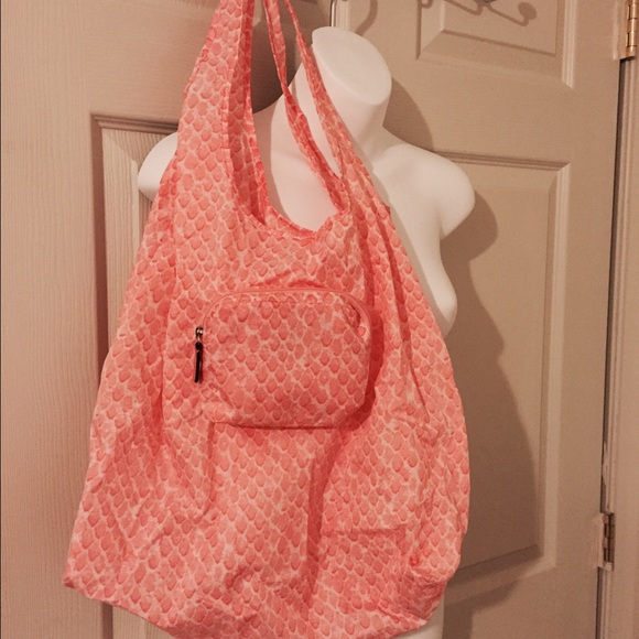 Sack but coach an use as beach bag.i will bundle .