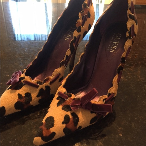 Shoes - Picture 3 of 4