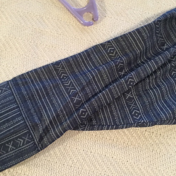 Shirt - Picture 4 of 4