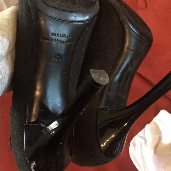 Shoes - Picture 4 of 4