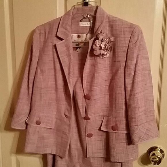 Set jacket and skirt