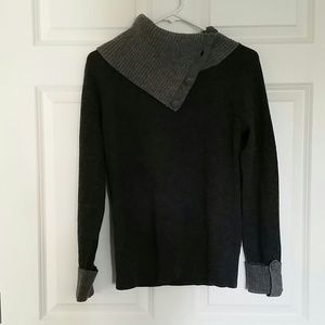 Banana Republic sweater
