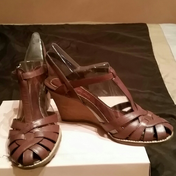 Shoes - Picture 2 of 3