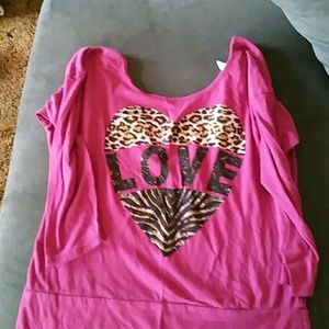 Large the quarter sleeve top