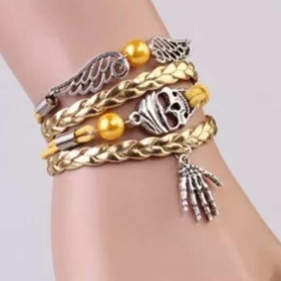 Skull Angel Wing Charm Bracelet - Picture 2 of 3