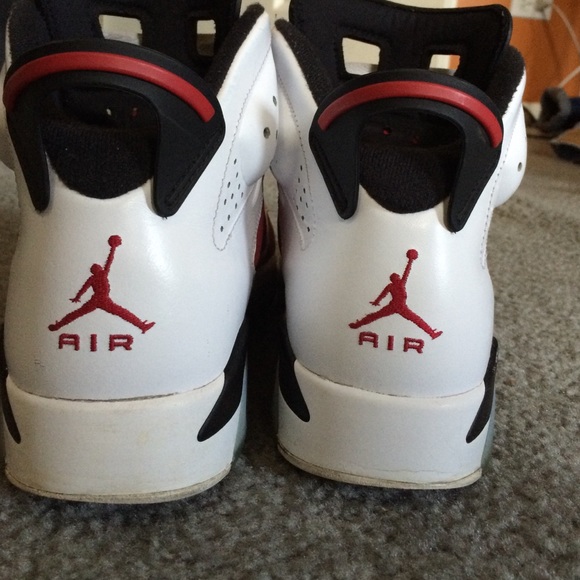 9.5 Carmine's 8/10 Yellow sole Original box - Picture 3 of 3