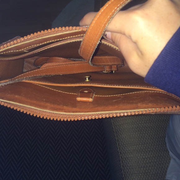 Purse - Picture 2 of 3