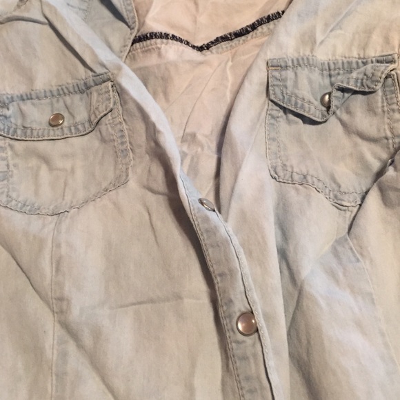 Bundled ✨Light wash denim vest/top - Picture 4 of 4
