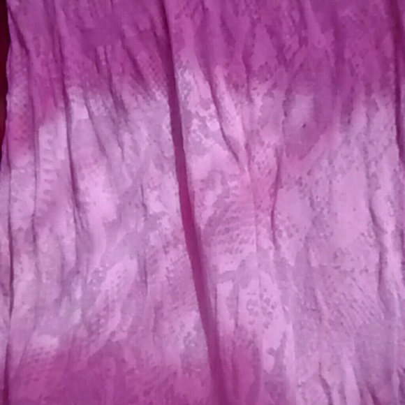 Long sleeve, lace print shirt. - Picture 2 of 2