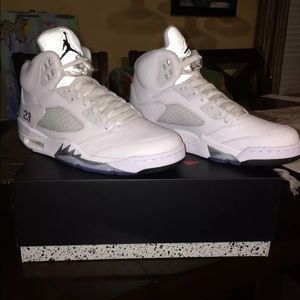 Jordan Retro 5 WHITE/METALLIC
