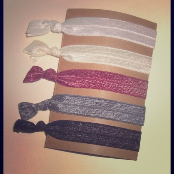 Neutral elastic hair ties - set of 5