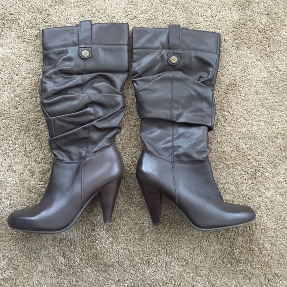 Arturo Chiang chocolate leather boots