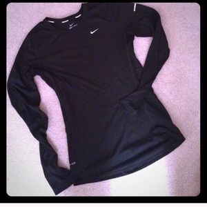 Nike shirt for running and can be for lounging to