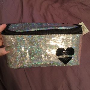 Makeup bag