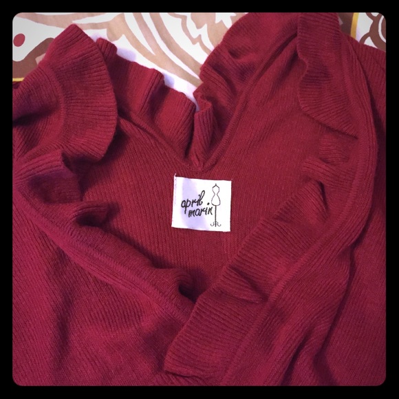 Red, ruffled shawl