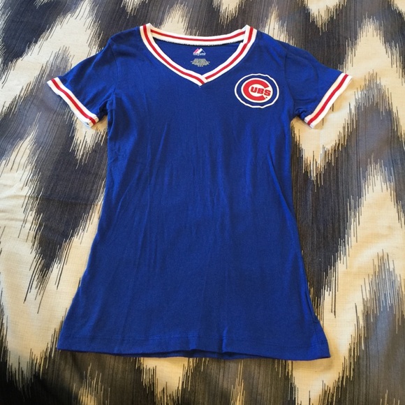 Chicago Cubs shirt