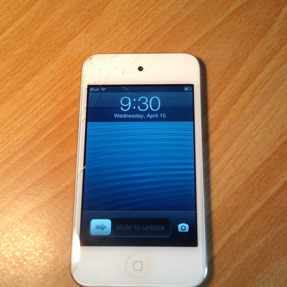 4th generation iPod touch. - Picture 3 of 3