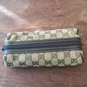 Gucci cosmetic case
