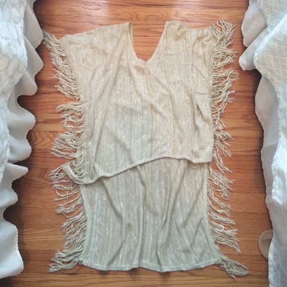 Short sleeve poncho