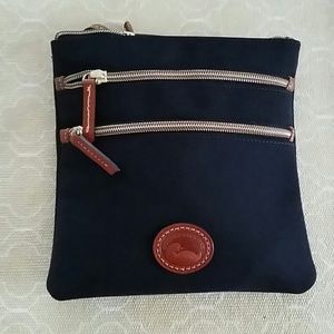 Dooney and Bourke crossbody purse
