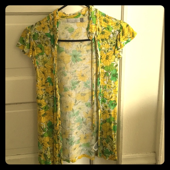 Zara vintage floral top