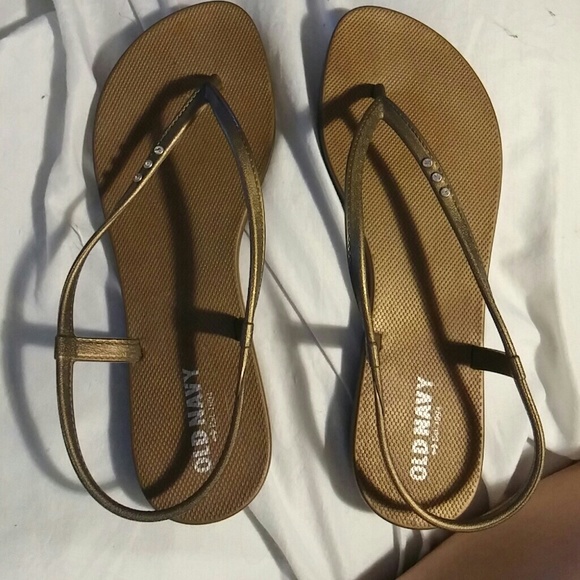 Gold amazing condition old navy sandals size 8
